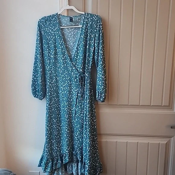 green wrap dress shein SHEIN Unity Slit Flutter Sleeve Tie Side Wrap Dress